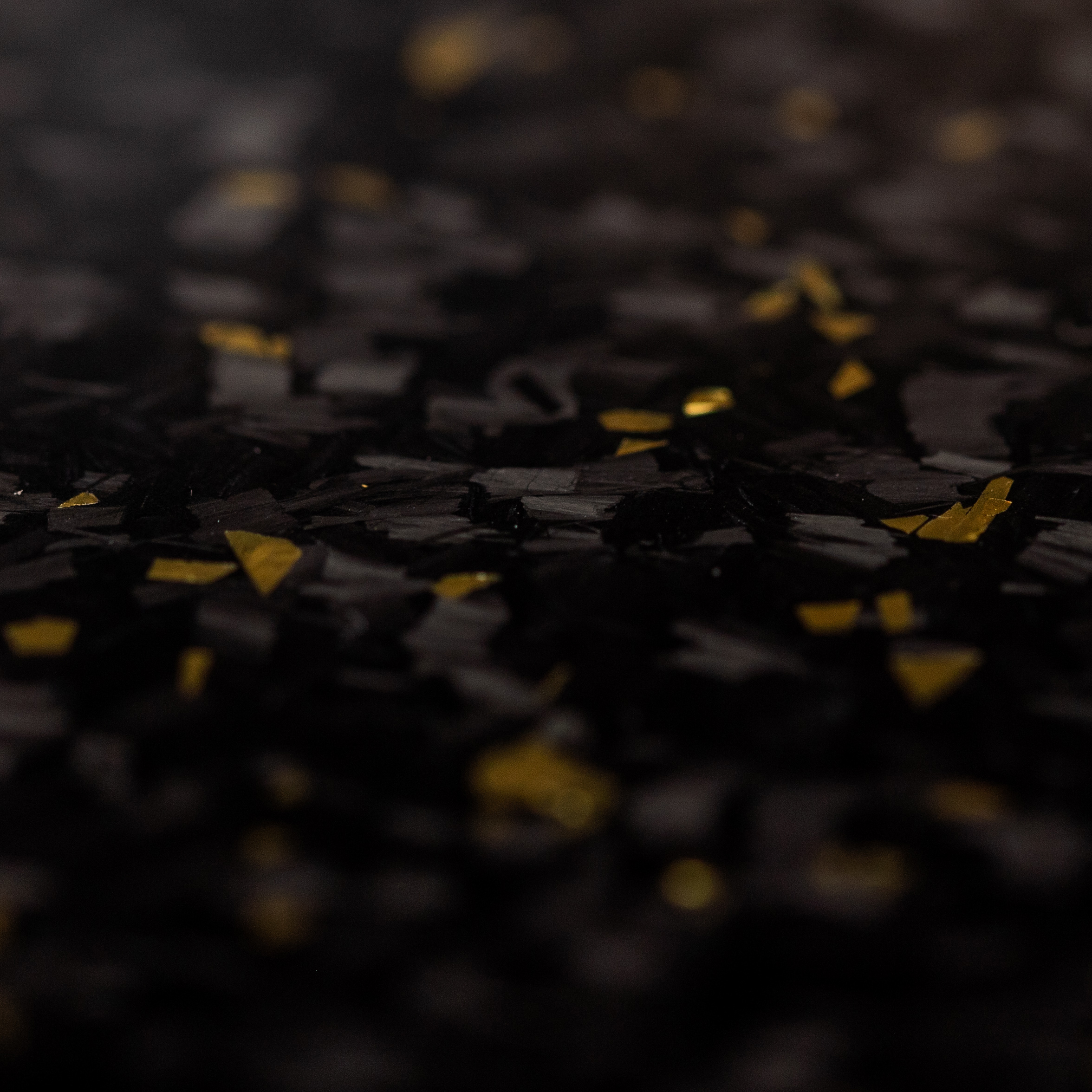24K Gold Forged Carbon Fibre XL – Limited Edition - Image 3